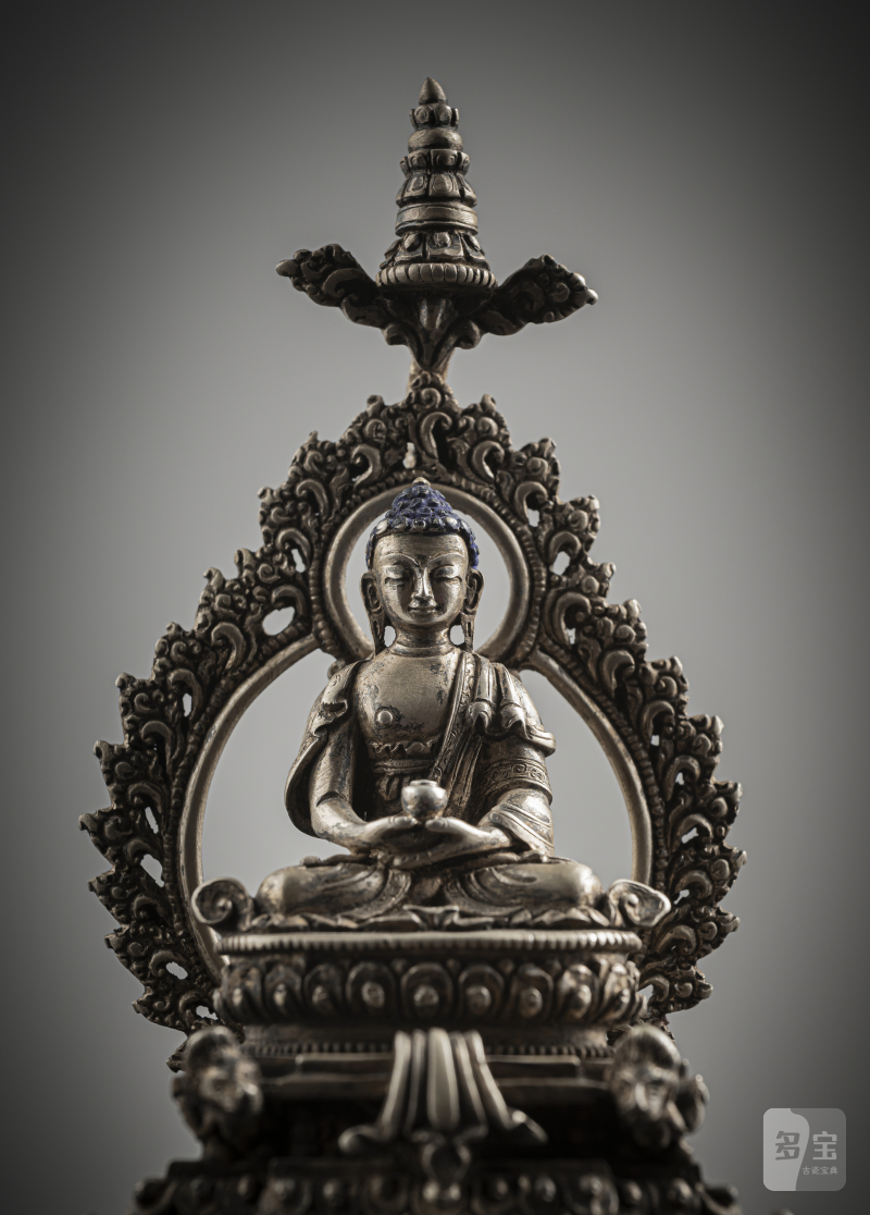 a silver figure of Buddha Shakyamuni - 图3